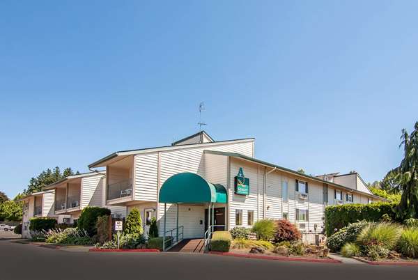 Exterior view - Quality Inn & Suites Vancouver - I-5, Exit 4