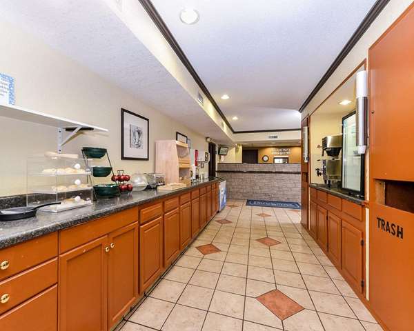 Amenities - Rodeway Inn & Suites Madison - I-39, I-90 & I-94, Exit 135