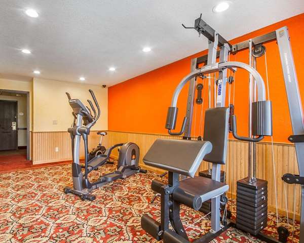 Fitness/ Exercise Room - Rodeway Inn & Suites Madison - I-39, I-90 & I-94, Exit 135
