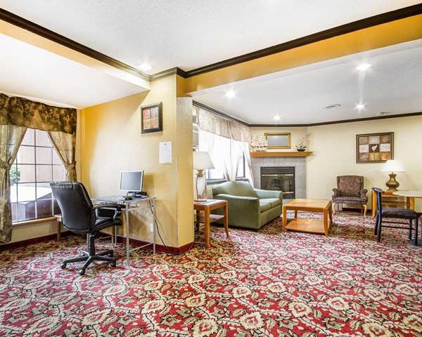 Conference Area - Rodeway Inn & Suites Madison - I-39, I-90 & I-94, Exit 135