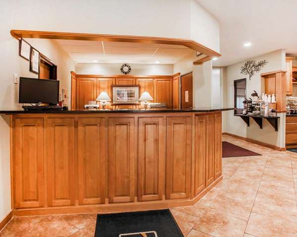  - Quality Inn Beloit - I-39 & I-90, Exit 185