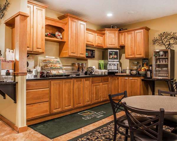 Amenities - Quality Inn Beloit - I-39 & I-90, Exit 185