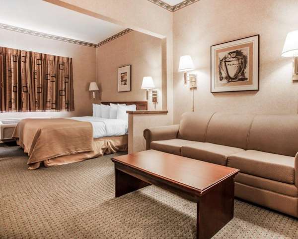 Suite - Quality Inn Beloit - I-39 & I-90, Exit 185