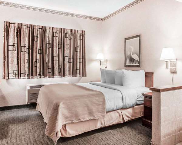 Suite - Quality Inn Beloit - I-39 & I-90, Exit 185