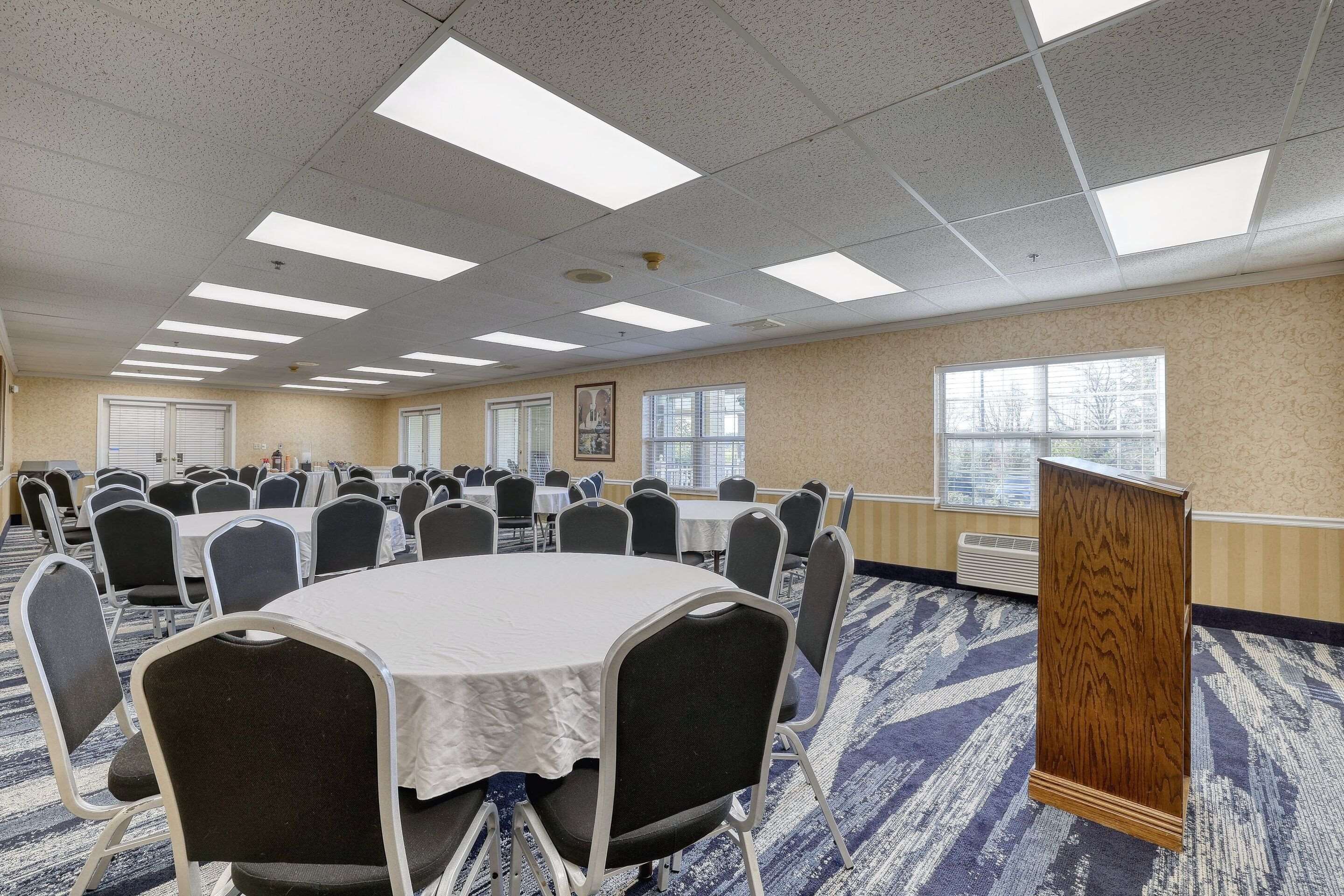 Event space | Comfort Suites Appleton Airport
