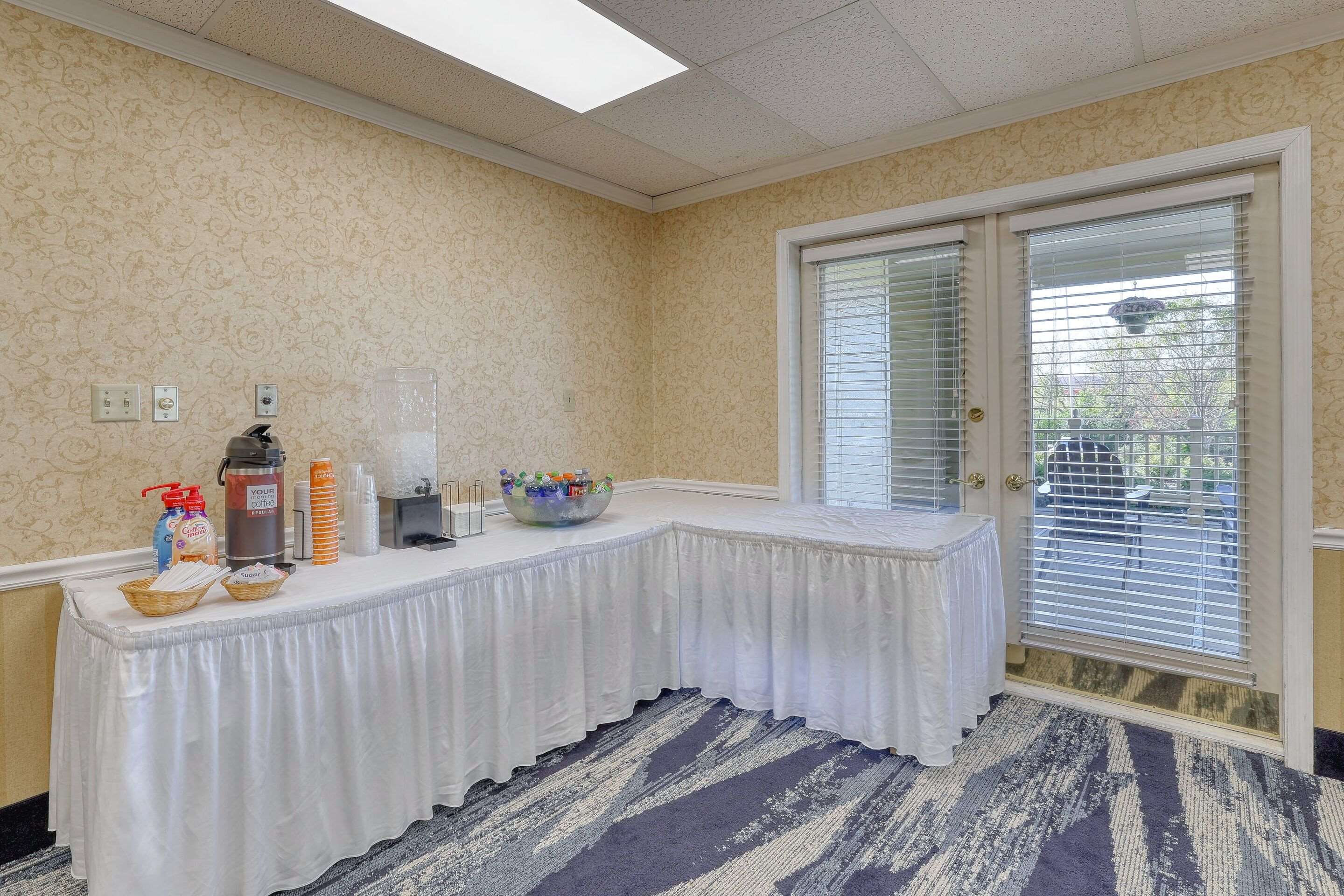 Meeting room | Comfort Suites Appleton Airport