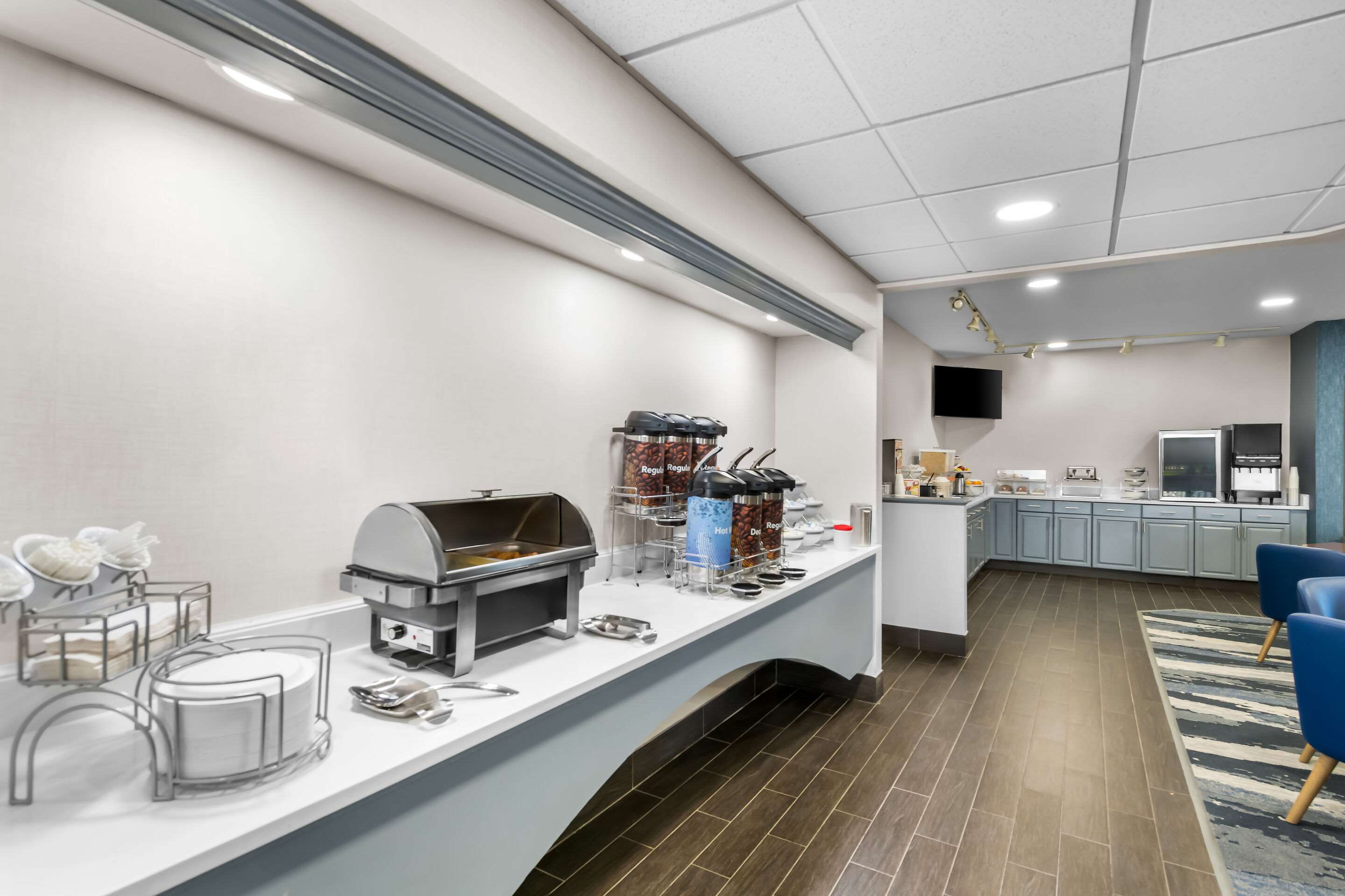 Assorted breakfast items | Comfort Suites