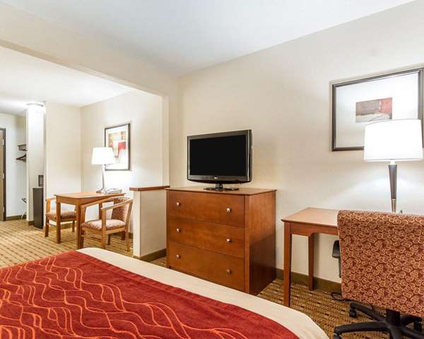 Suite - Quality Inn Eau Claire
