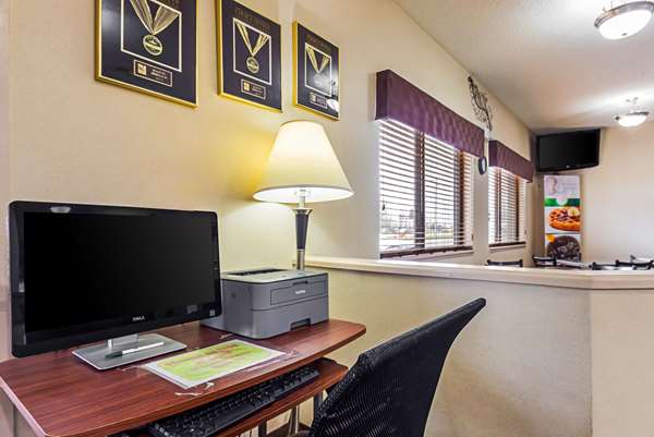 Conference Area - Quality Inn Sheboygan