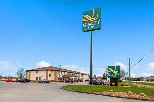 Exterior view - Quality Inn Sheboygan