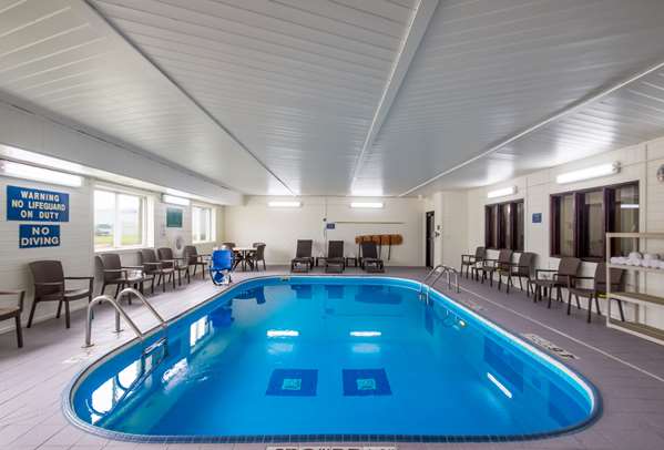 Pool - Comfort Inn Green Bay