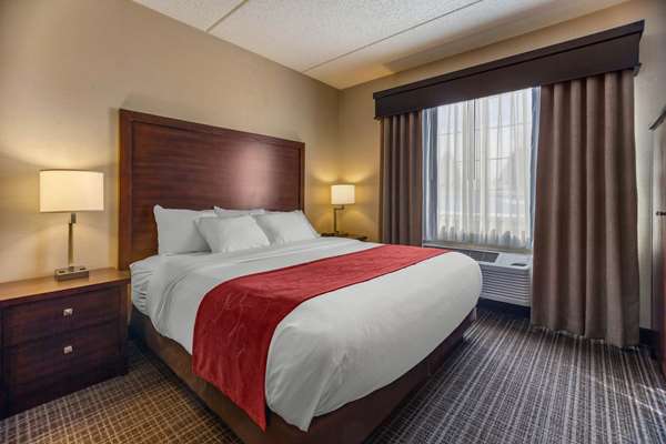 Suite - Comfort Suites Green Bay