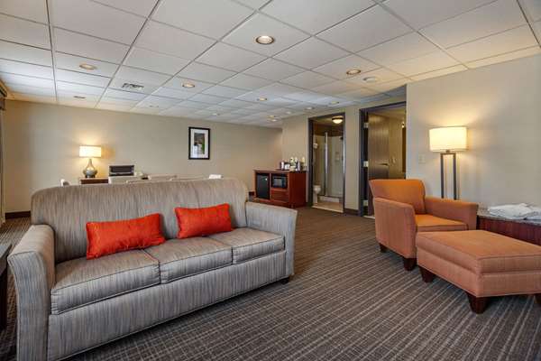 Suite - Comfort Suites Green Bay