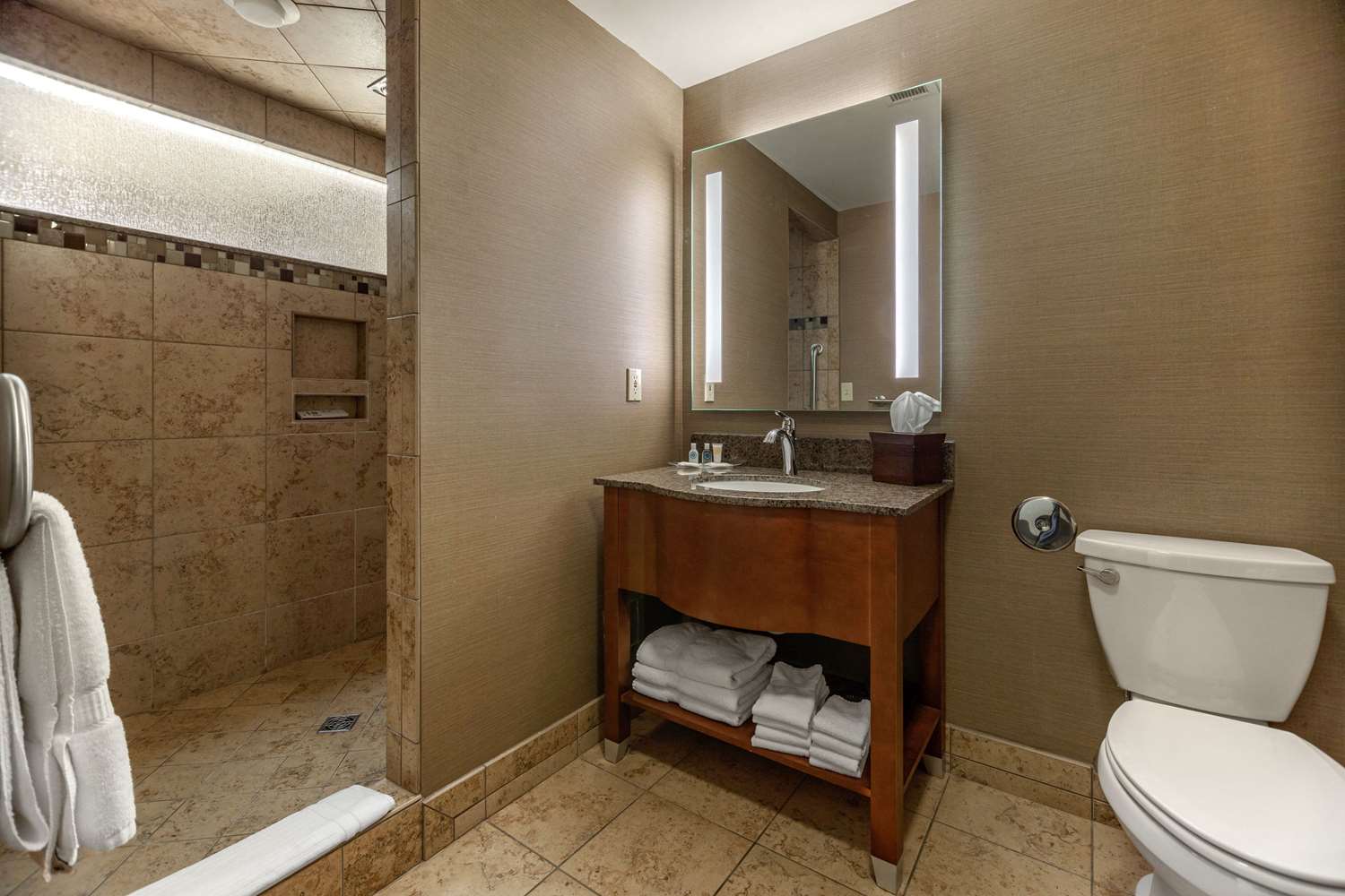 Comfort Suites Green Bay Wi See Discounts