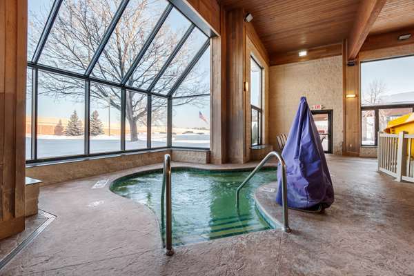 Pool - Comfort Suites Green Bay