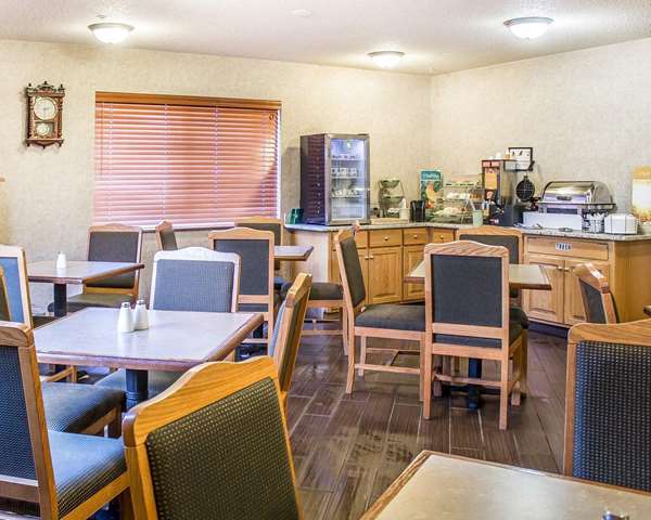 Amenities - Quality Inn & Suites Sturgeon Bay