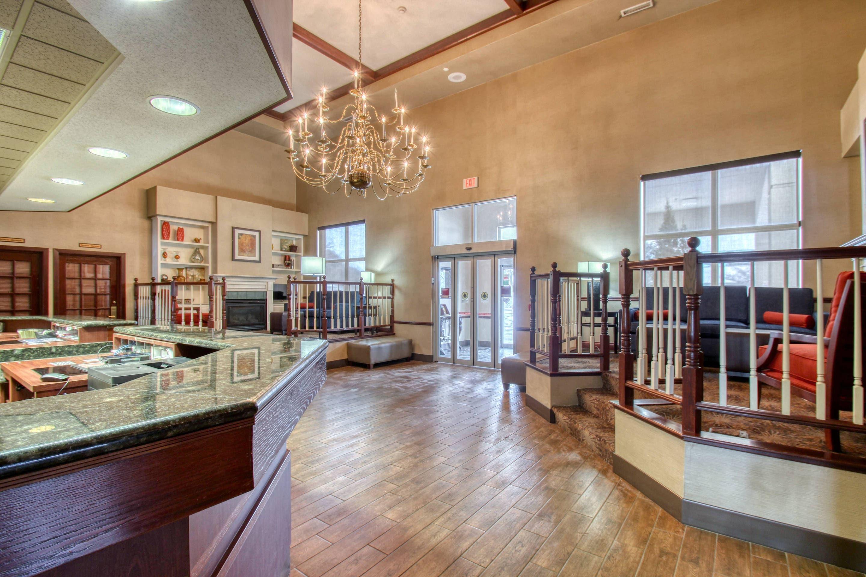 Hotel lobby | Comfort Suites Madison West