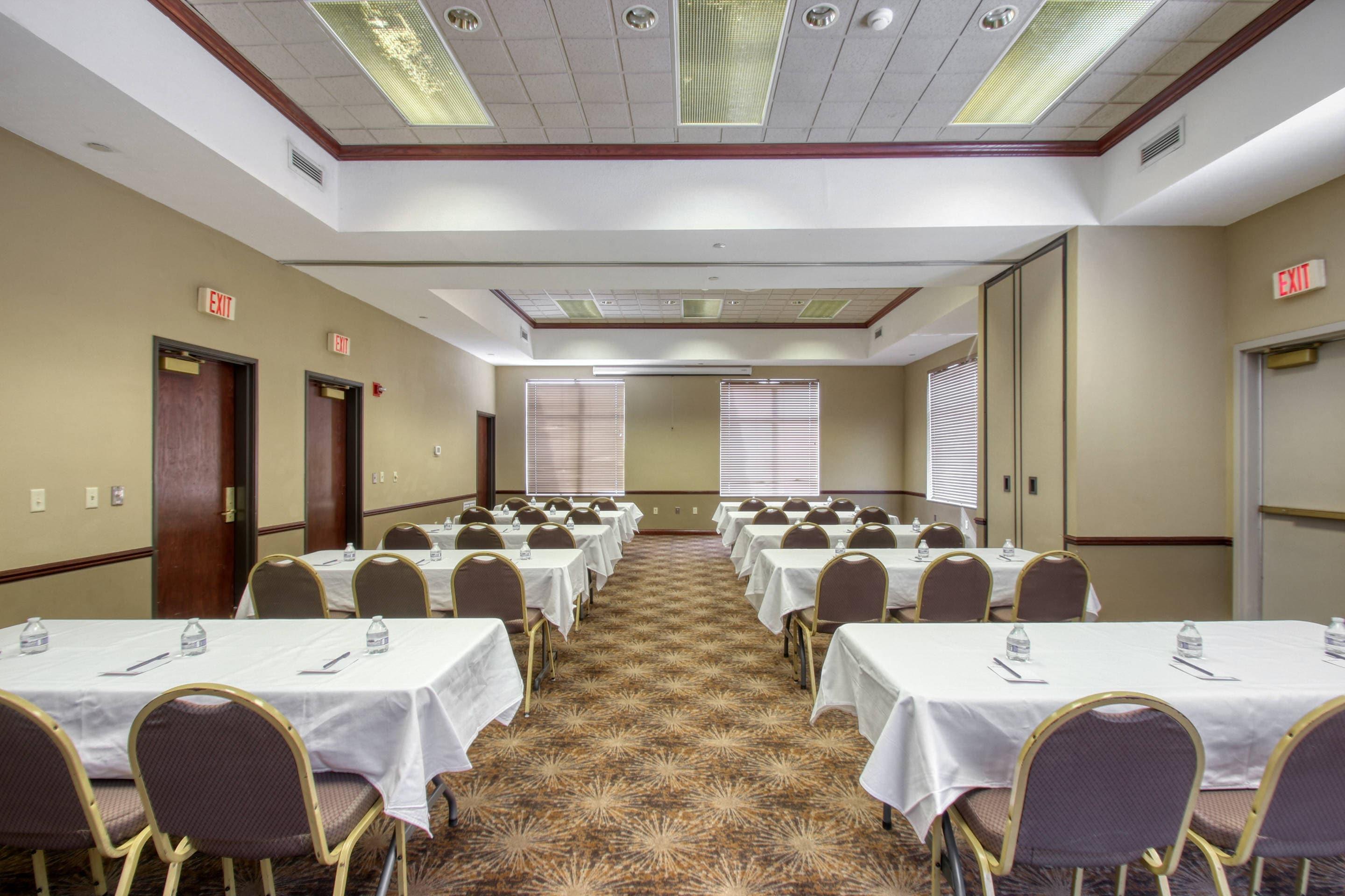 Meeting room | Comfort Suites Madison West