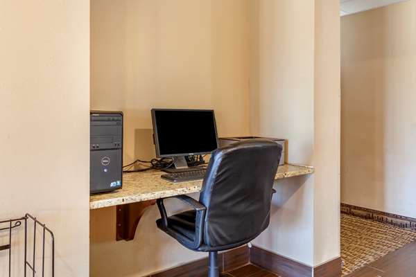 Conference Area - Comfort Inn Rhinelander