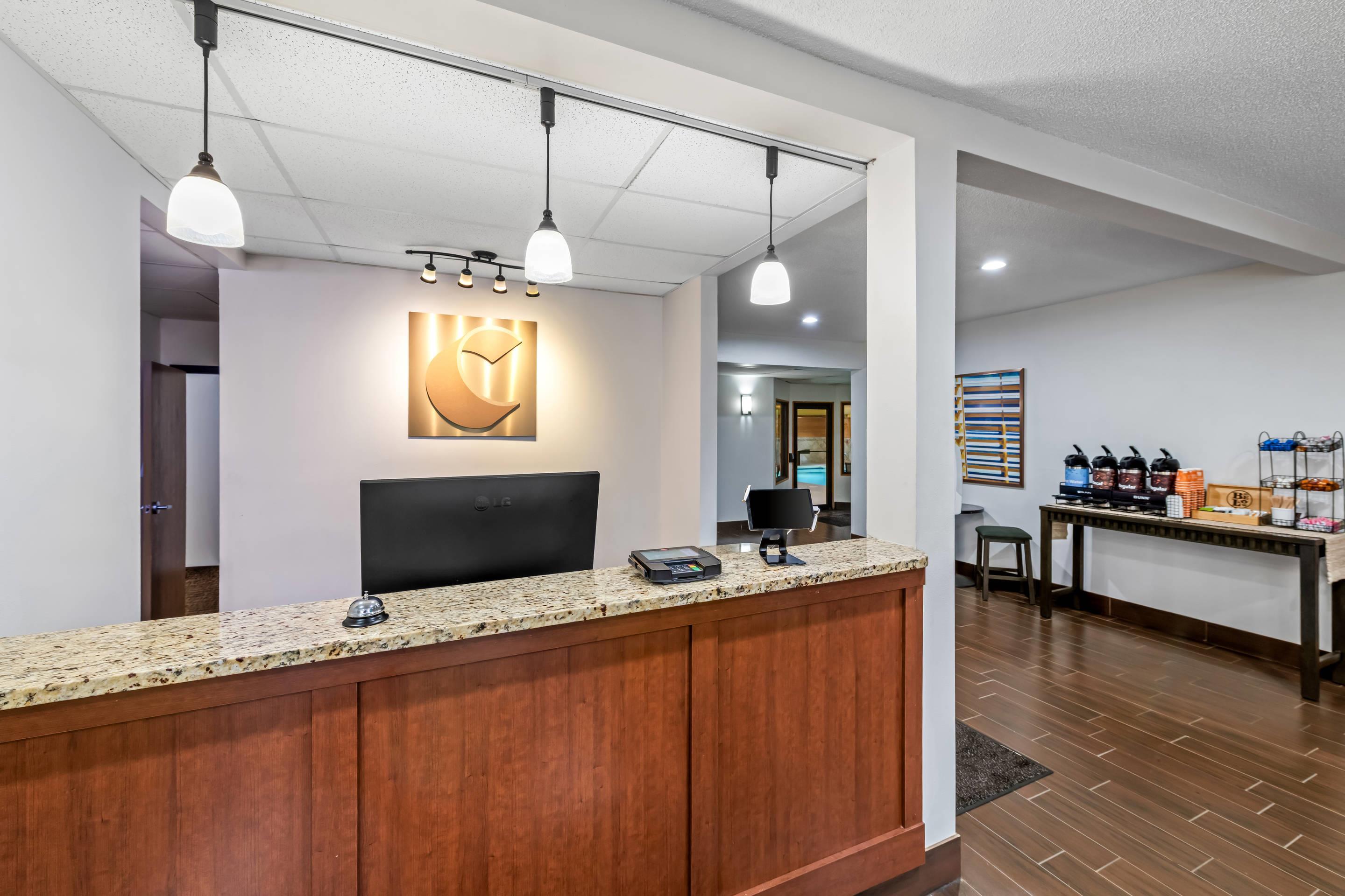 Hotel lobby | Comfort Inn Rhinelander