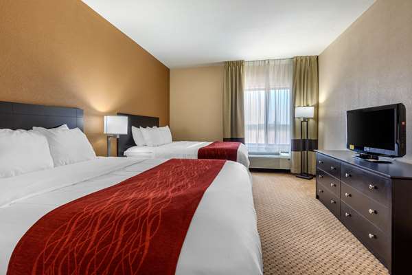 Suite - Comfort Inn & Suites Kenosha - I-41 & I-94, Exit 344
