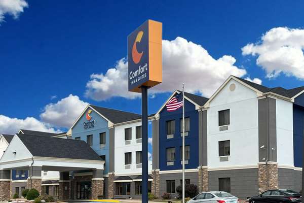 Exterior view - Comfort Inn & Suites Kenosha - I-41 & I-94, Exit 344