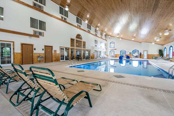 Pool - Comfort Suites Portage - I-39, I-90 & I-94, Exit 108A