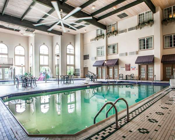 Pool - Comfort Suites Milwaukee Airport Oak Creek - I-41 & I-94, Exit 319