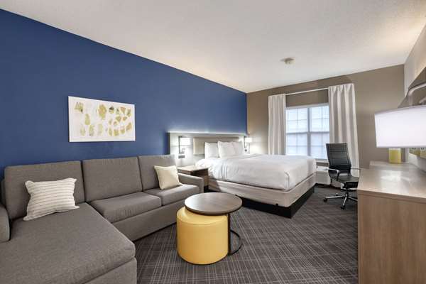 Suite - Comfort Suites Milwaukee Airport Oak Creek - I-41 & I-94, Exit 319