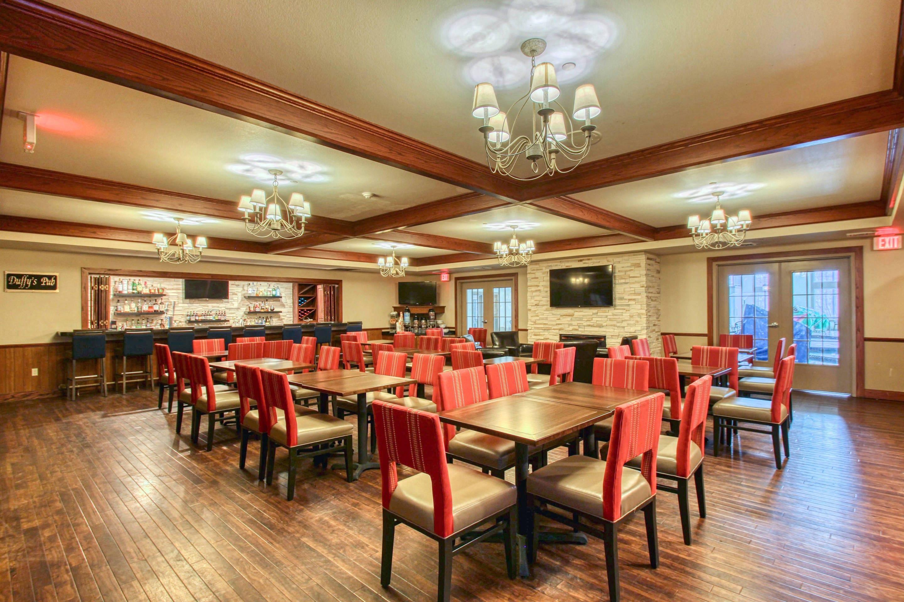 Hotel bar | Comfort Suites Milwaukee Airport
