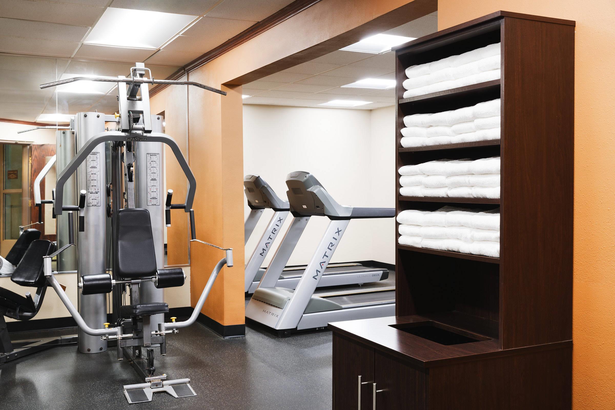 Exercise room | Comfort Suites Milwaukee Airport