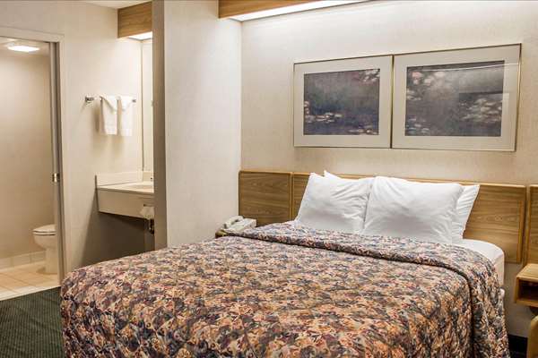  - Rodeway Inn Abbotsford