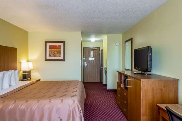  - Quality Inn Mineral Point