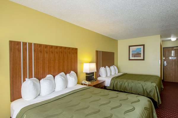  - Quality Inn Mineral Point