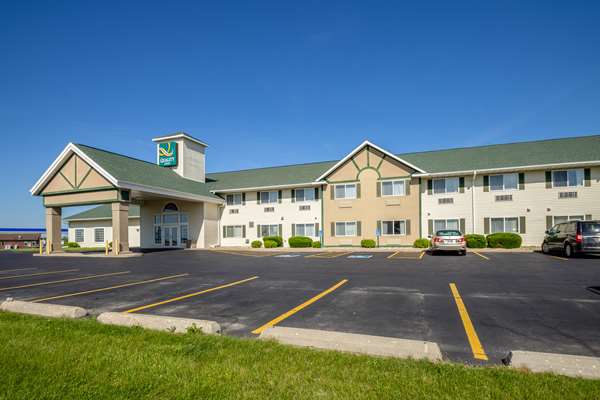 Exterior view - Quality Inn Mineral Point