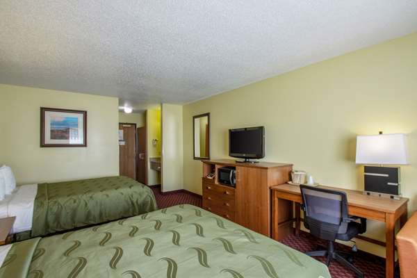  - Quality Inn Mineral Point