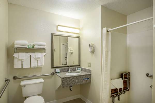  - Quality Inn Mineral Point
