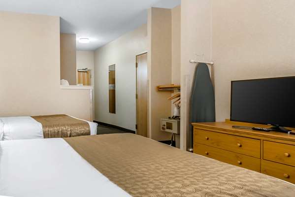  - Rodeway Inn & Suites Tomahawk