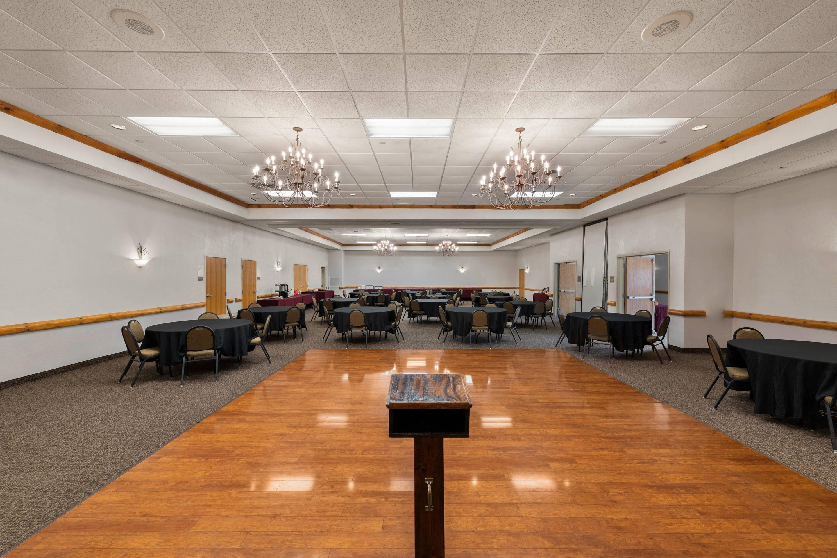 Banquet room | Rodeway Inn & Suites Tomahawk