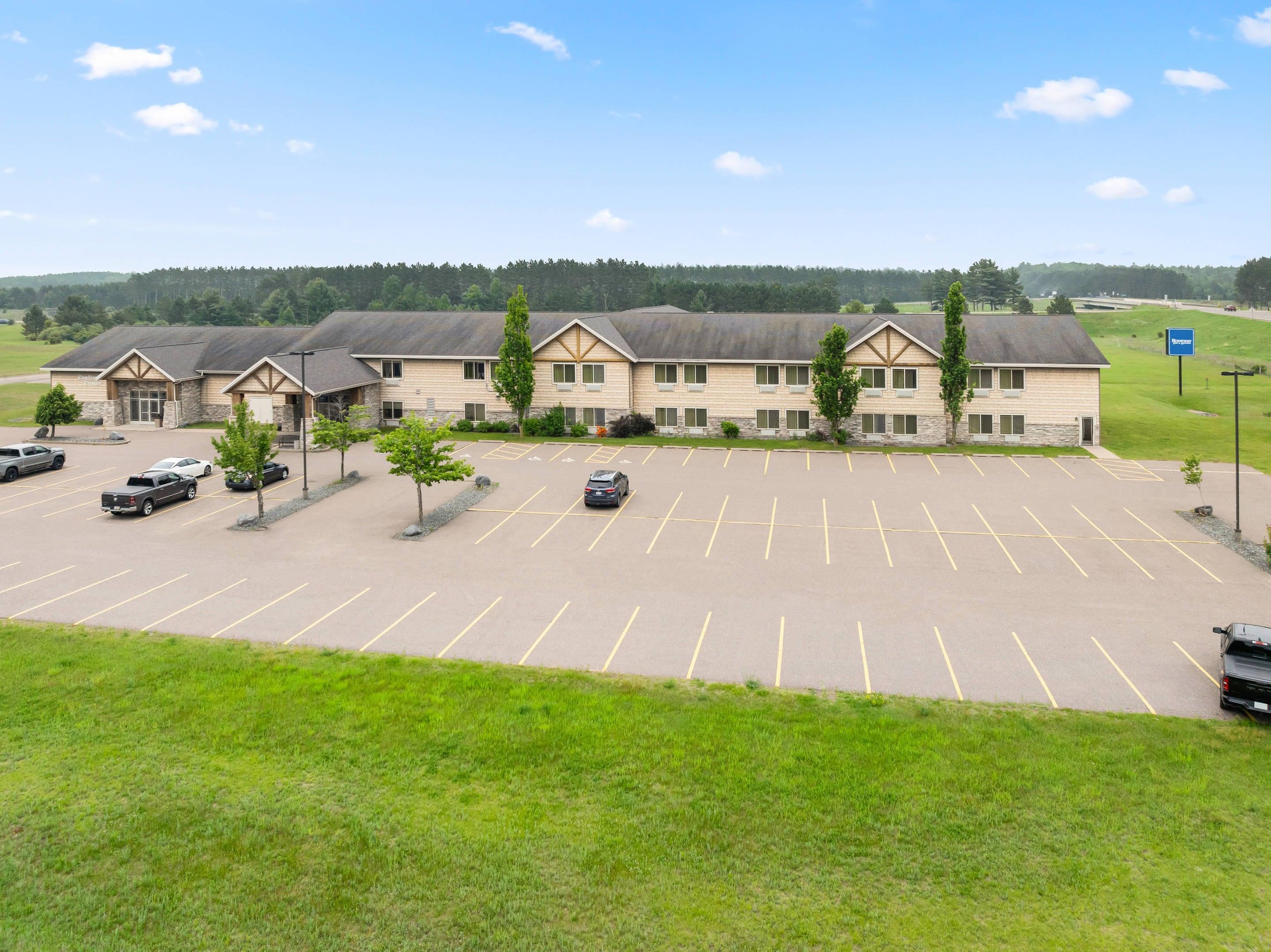 Aerial View | Rodeway Inn & Suites Tomahawk