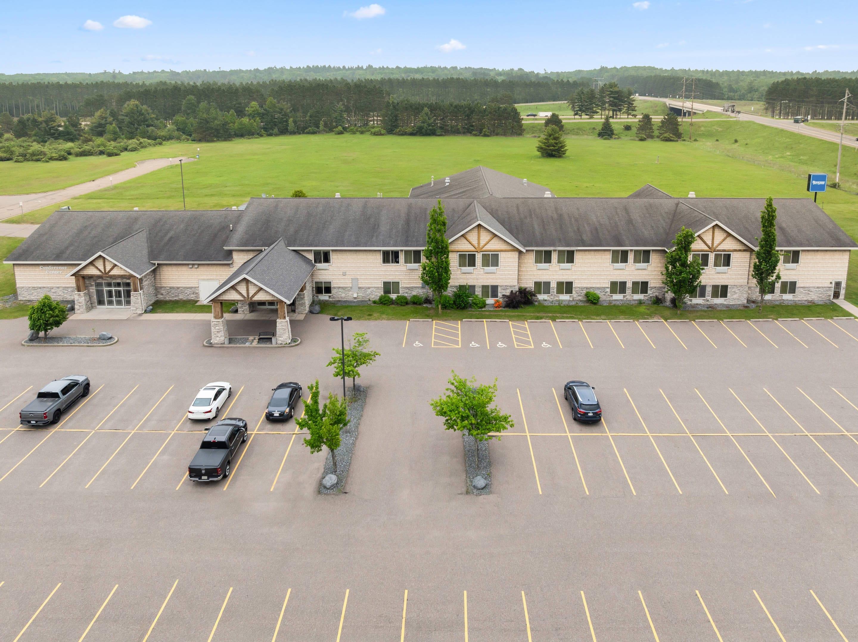 Aerial View | Rodeway Inn & Suites Tomahawk
