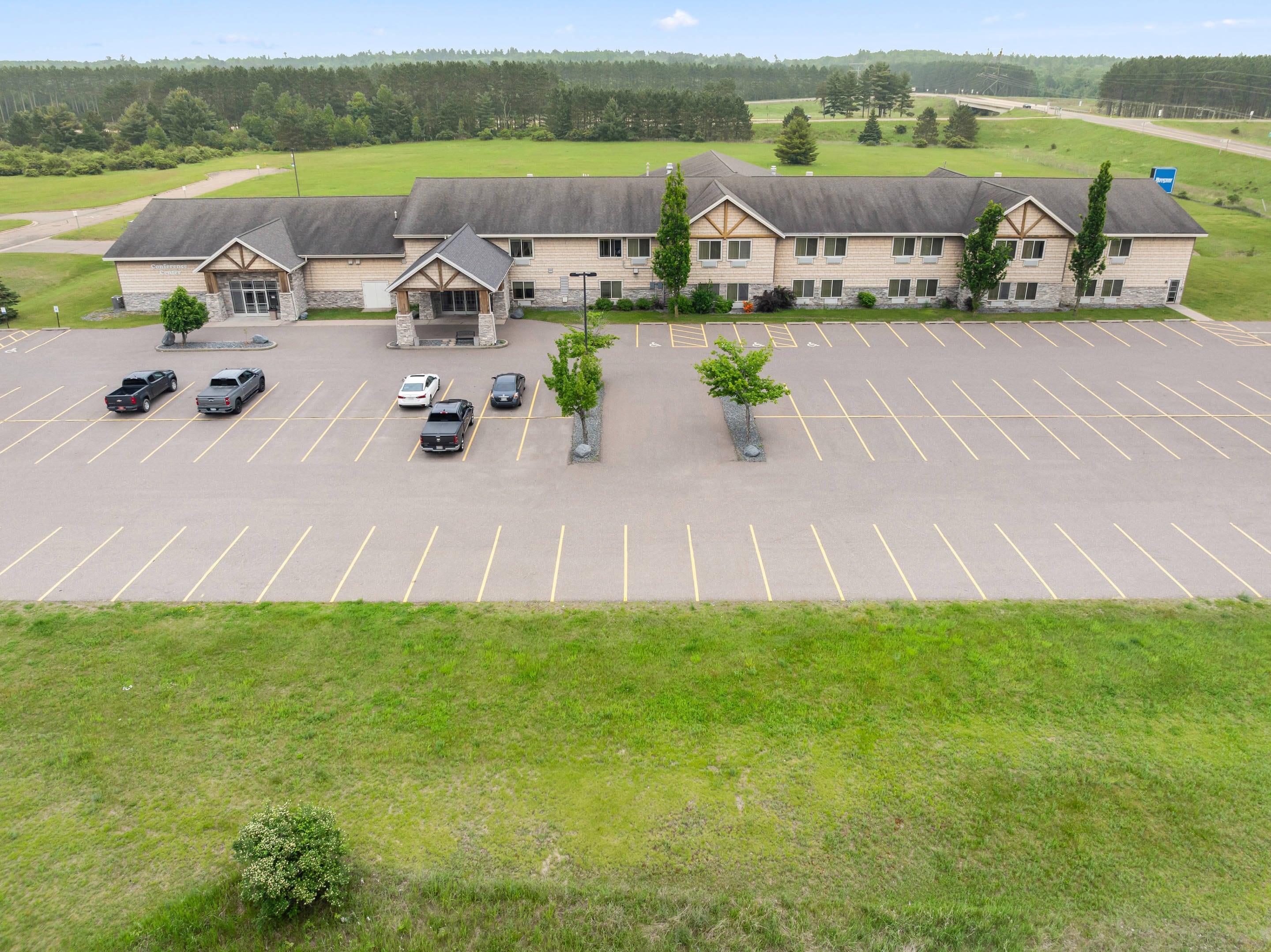 Aerial View | Rodeway Inn & Suites Tomahawk