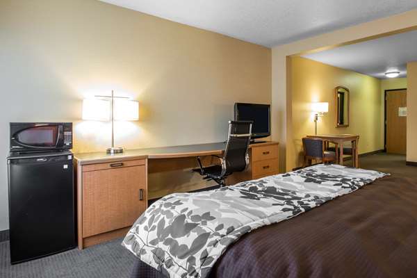 Suite - Sleep Inn & Suites Sheboygan - I-43, Exit 120