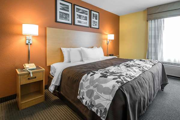 Suite - Sleep Inn & Suites Sheboygan - I-43, Exit 120