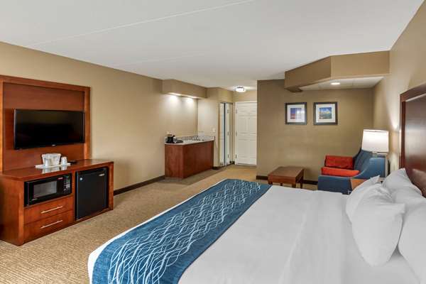 Suite - Comfort Inn Jackson