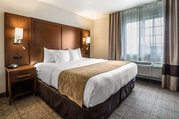 Suite - Comfort Suites Waupaca