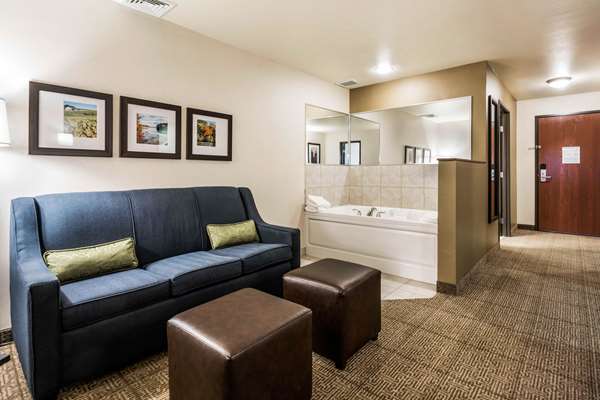 Suite - Comfort Suites Waupaca