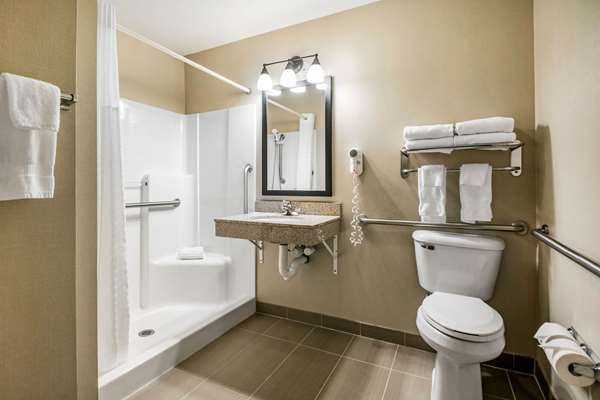 Suite - Comfort Suites Waupaca