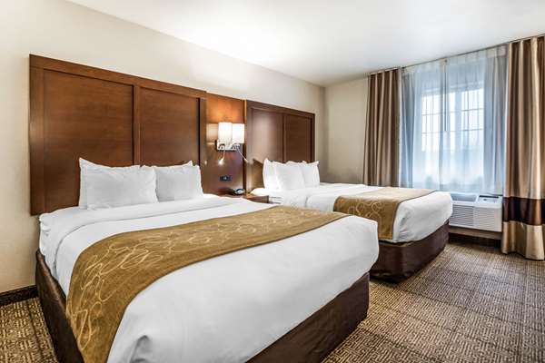 Suite - Comfort Suites Waupaca