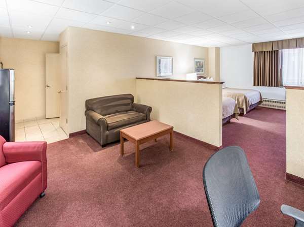 Suite - Quality Inn & Suites Green Bay